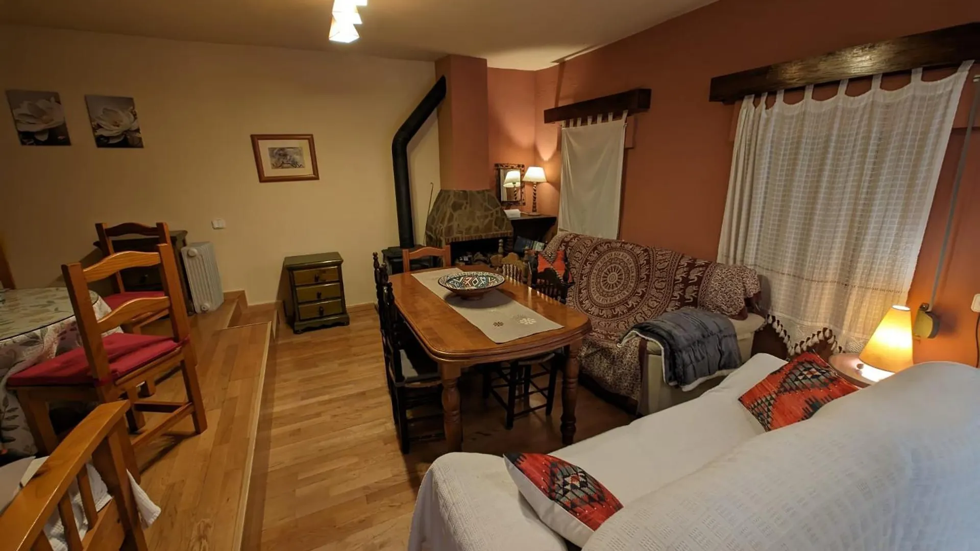La Casa Del Pueblo Βίλα Villaluenga Del Rosario 0*,  Ισπανία